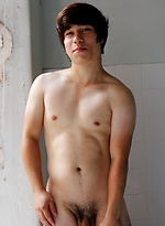 My cute mate Ryan Kai is back jacking in the bath tub by Bentley Race With Ryan Kai