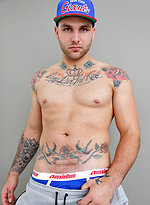 Aussie hunk Hunter Jones is back stripping and wanking by Bentley Race