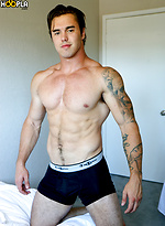 Richard Sutherland: BIG Muscle Jock JERKS His COCK by Gayhoopla