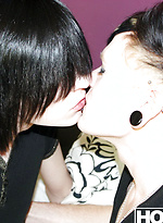 Seth Savage shags horny emo Zachary Plastic by HomoEmo