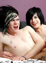 Seth Savage shags horny emo Zachary Plastic by HomoEmo