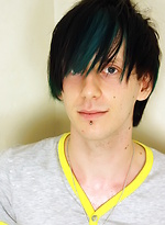 Hot emo OIllie Sparks jerks his cock by HomoEmo