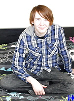 Emo Twink Tommy 4 by HomoEmo