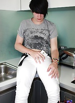 Emo boy Alex by UrbanBrits